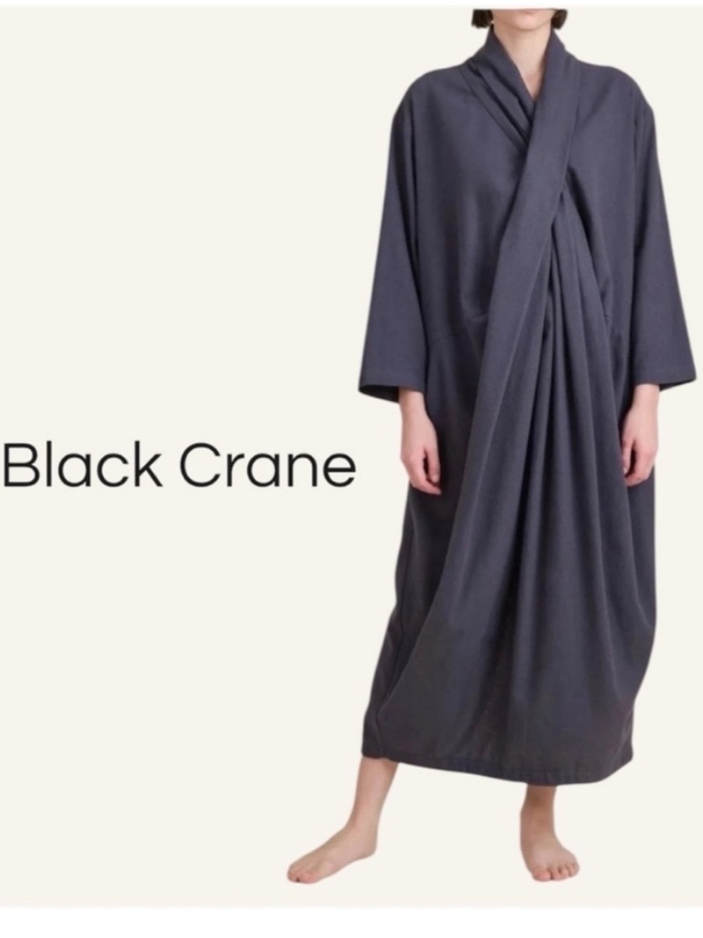 BLACK CRANE Crossed and Front Pockets Dress Midnight
Charcoal 100% Cotton Sz M